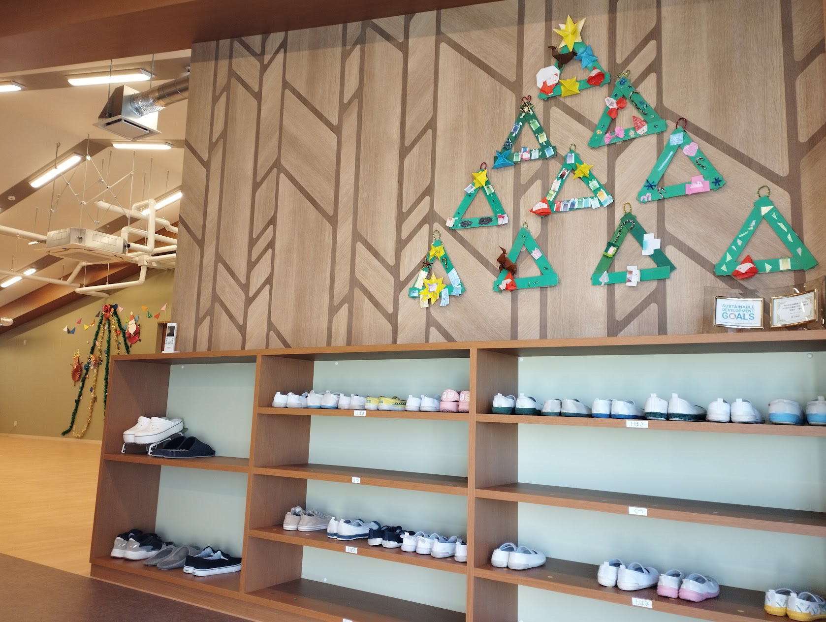 【12月のスケジュール】クリスマスパーティーに向けての準備が始まります♪